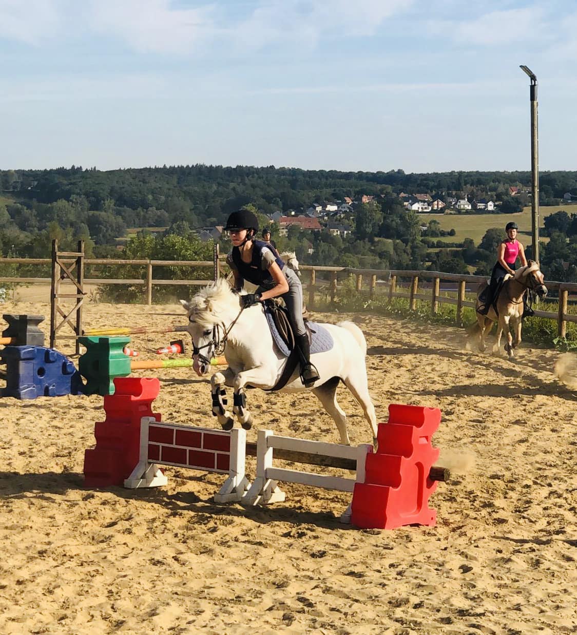Stage-equitation-cote-poney-Braine-le-Chateau Stage-equitation-cote-poney-Braine-le-Chateau